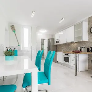 Island Village With Panoramic View Apartamento